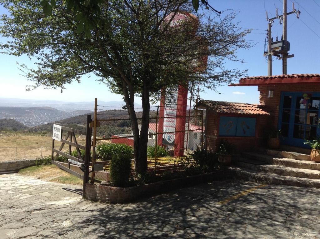 Hotel Villa Alpina El Chalet Pachuca Екстериор снимка